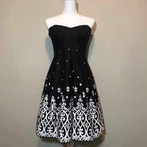 White House Black Market